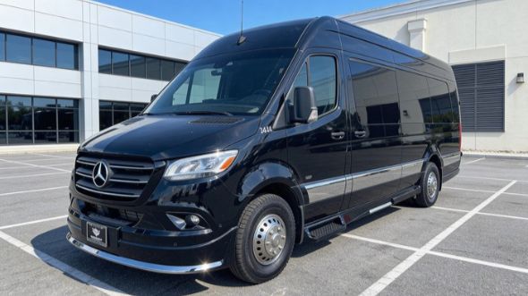 10 passenger sprinter van buffalo